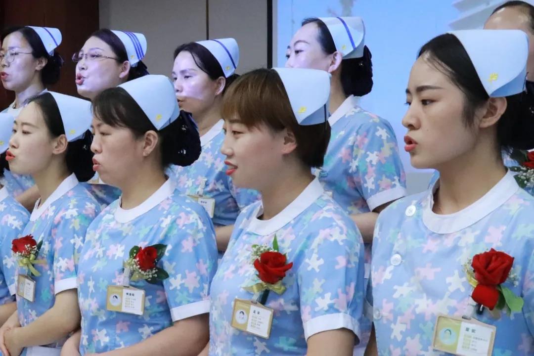 致敬最美天使 ▏西安经开妇幼医院召开“5.12护士节”表彰庆祝大会(图16)