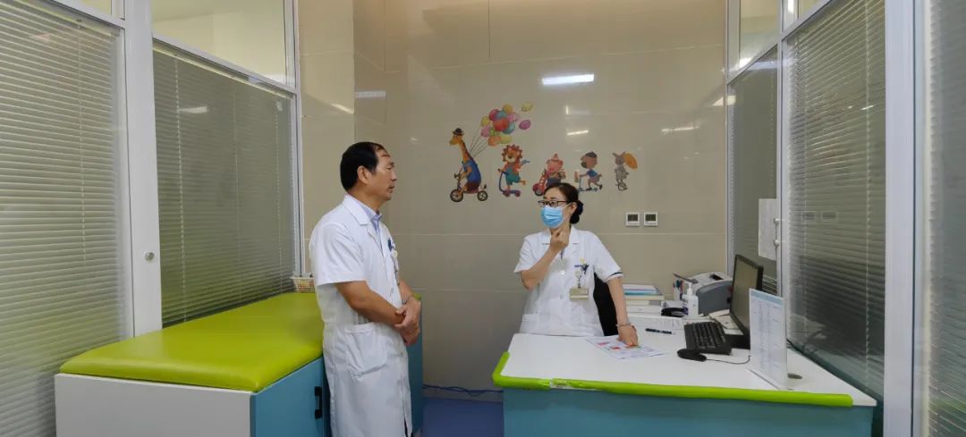 强化质量服务意识 提升医院服务水准——我院开展服务质量全方位专项大检查(图2) 强化质量服务意识 提升医院服务水准——我院开展服务质量全方位专项大检查(图2)